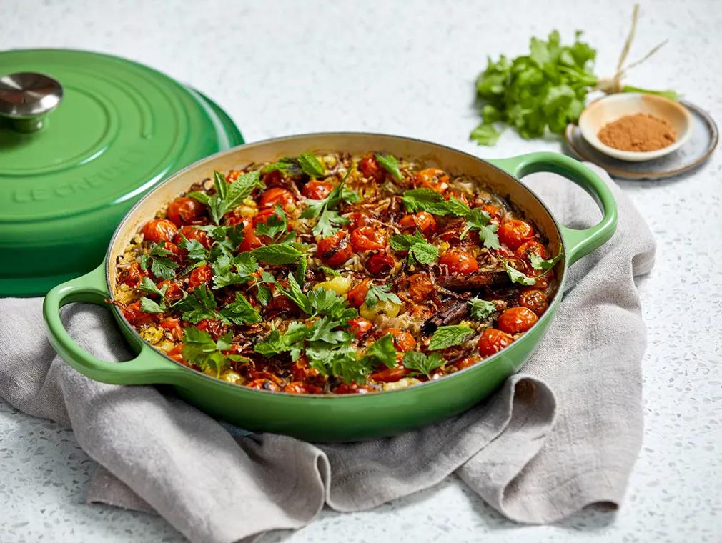 Koshari med kanel och körsbärstomat
