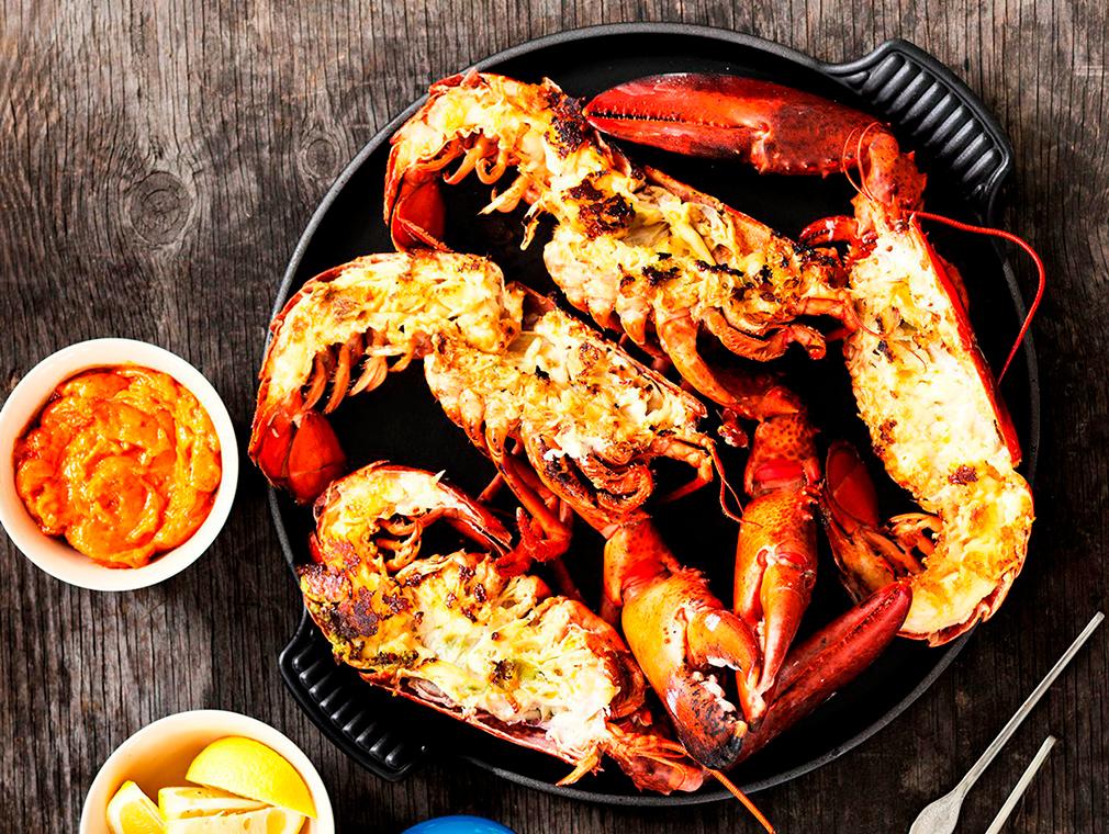 Grillad hummer med två sorters majonnäs