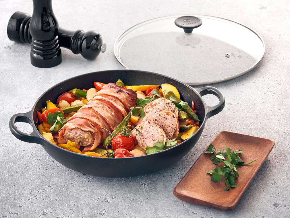 Baconinlindad fläskfilé med succotash