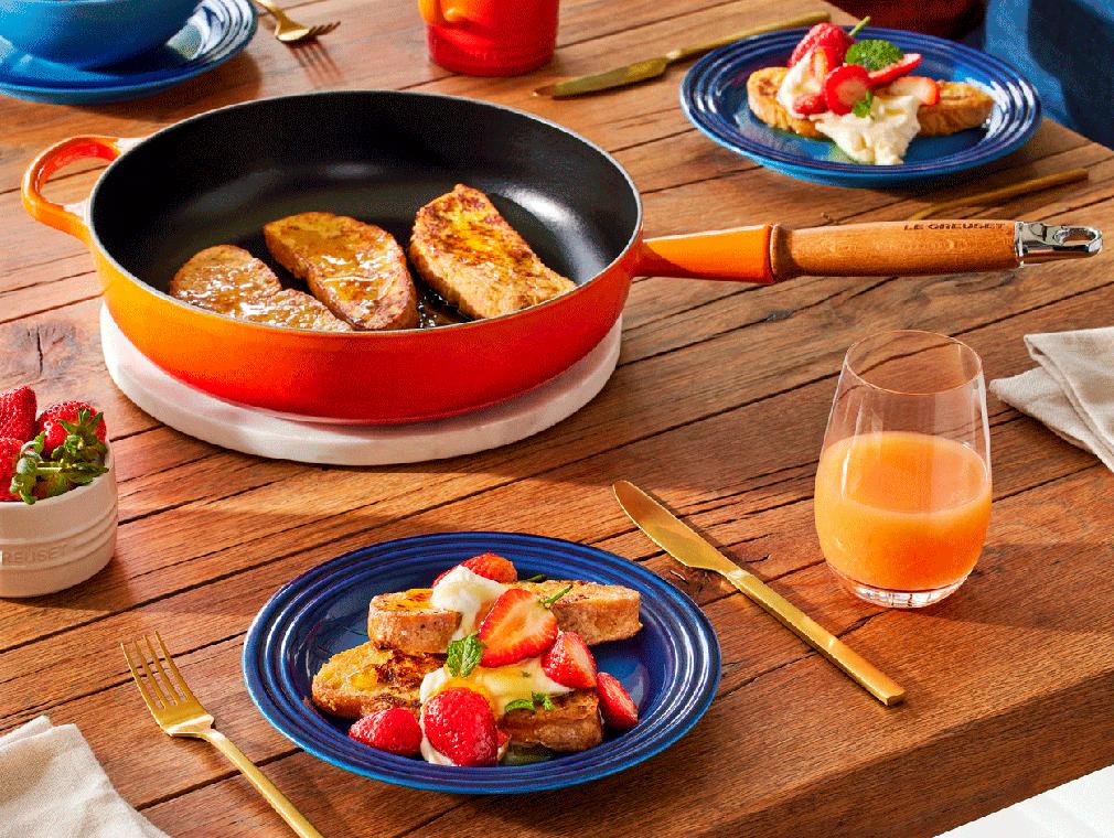 French toast med kanel och säsongens bär