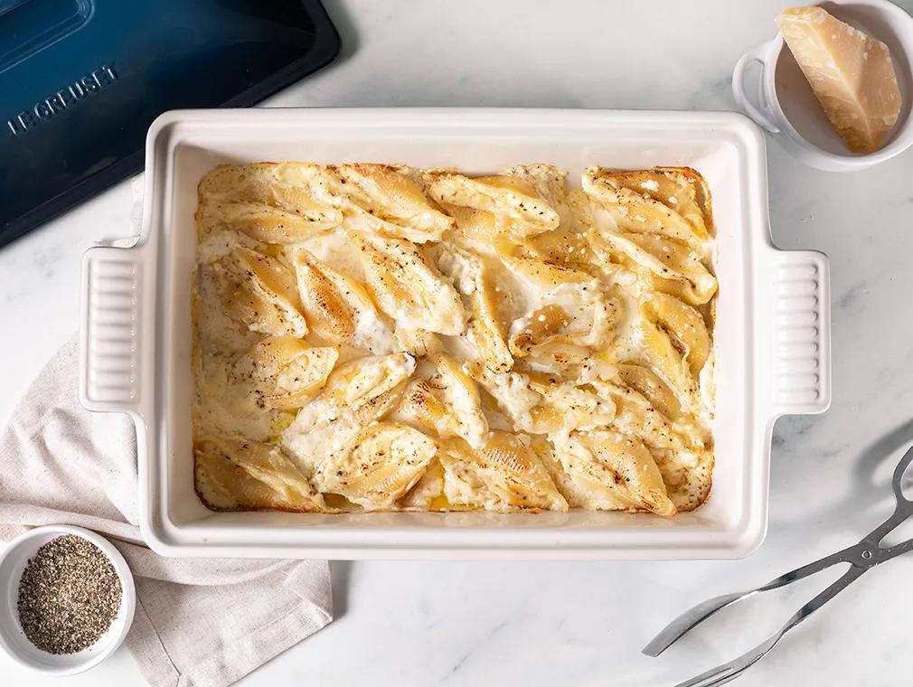 Cacio e Pepe-inspirerade fyllda conchiglien
