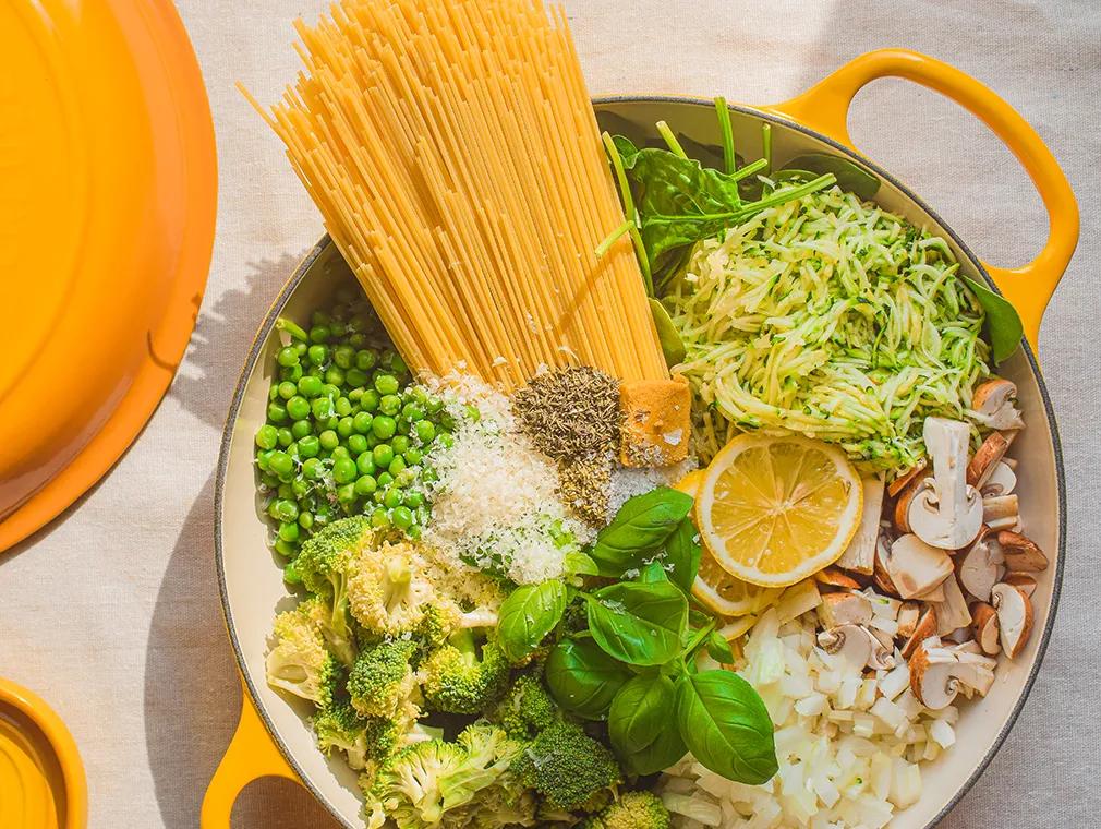 Green One Pot Pasta med squash och spenat