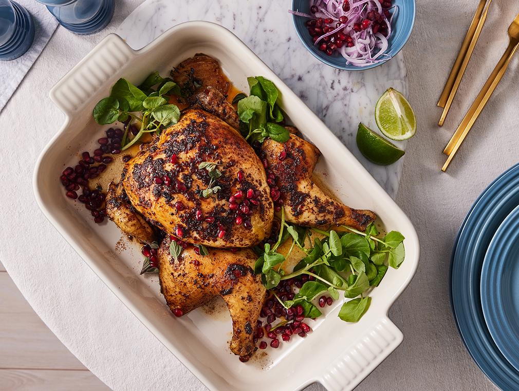Helstekt kyckling med harissa och granatäpple
