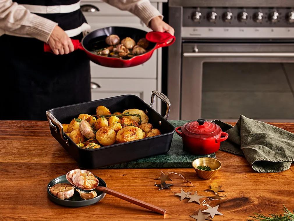 Stekt potatis med vitlöksconfit
